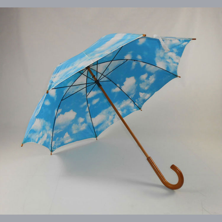 23寸直杆木中棒蓝天白云图案雨伞